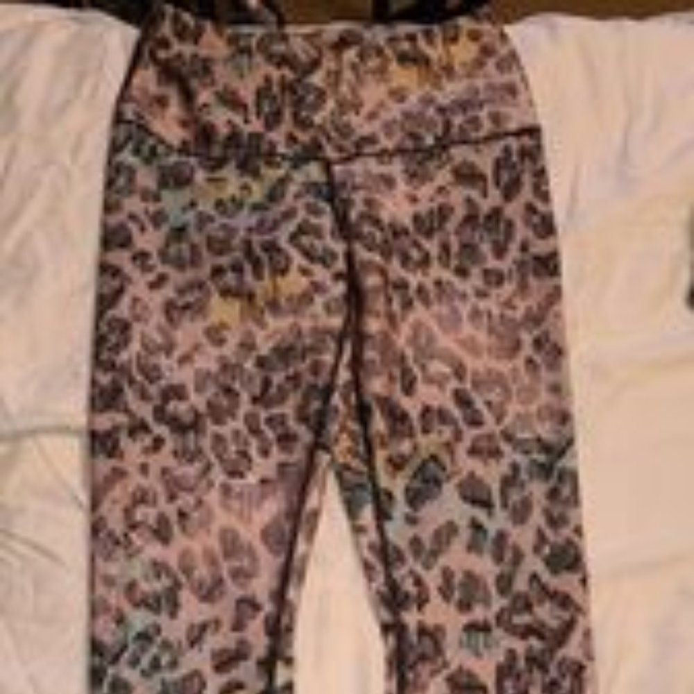 I love these! Silky feeling, high waisted, full length leggings, size small.